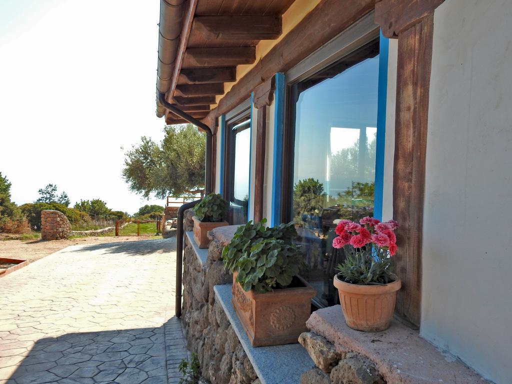 Agriturismo Codula Fuili カーラゴノネ エクステリア 写真
