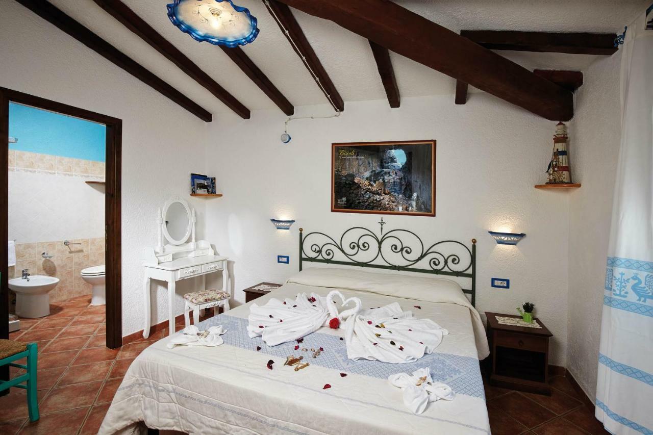 Agriturismo Codula Fuili カーラゴノネ エクステリア 写真