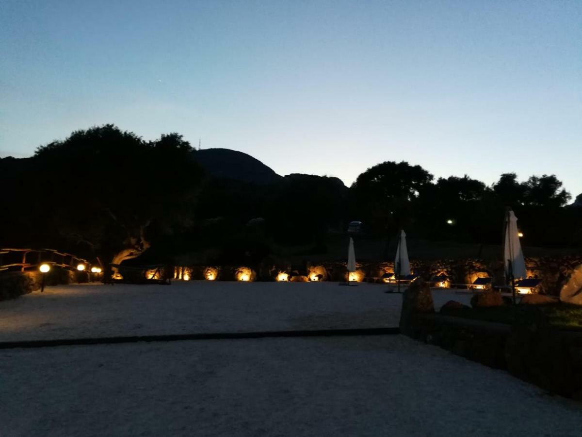 Agriturismo Codula Fuili カーラゴノネ エクステリア 写真