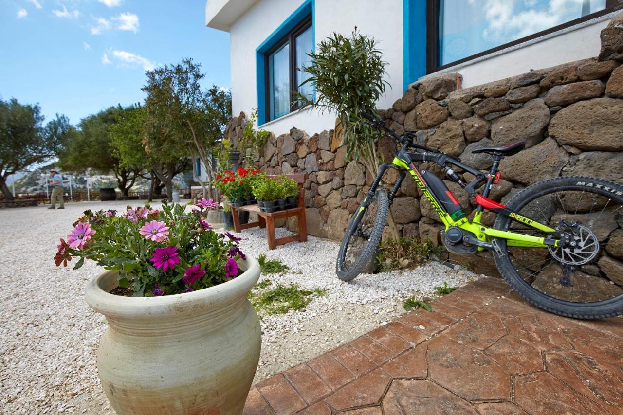 Agriturismo Codula Fuili カーラゴノネ エクステリア 写真